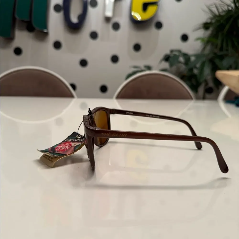 True Vintage 1979s / 1980s Brown Unisex Bullet Hole Aviator Sunglasses